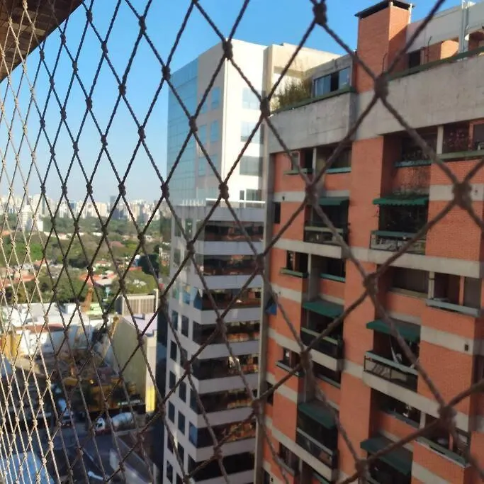 Apartamento Bem Localizado Em Pinheiros. Sao Paulo Apartment
